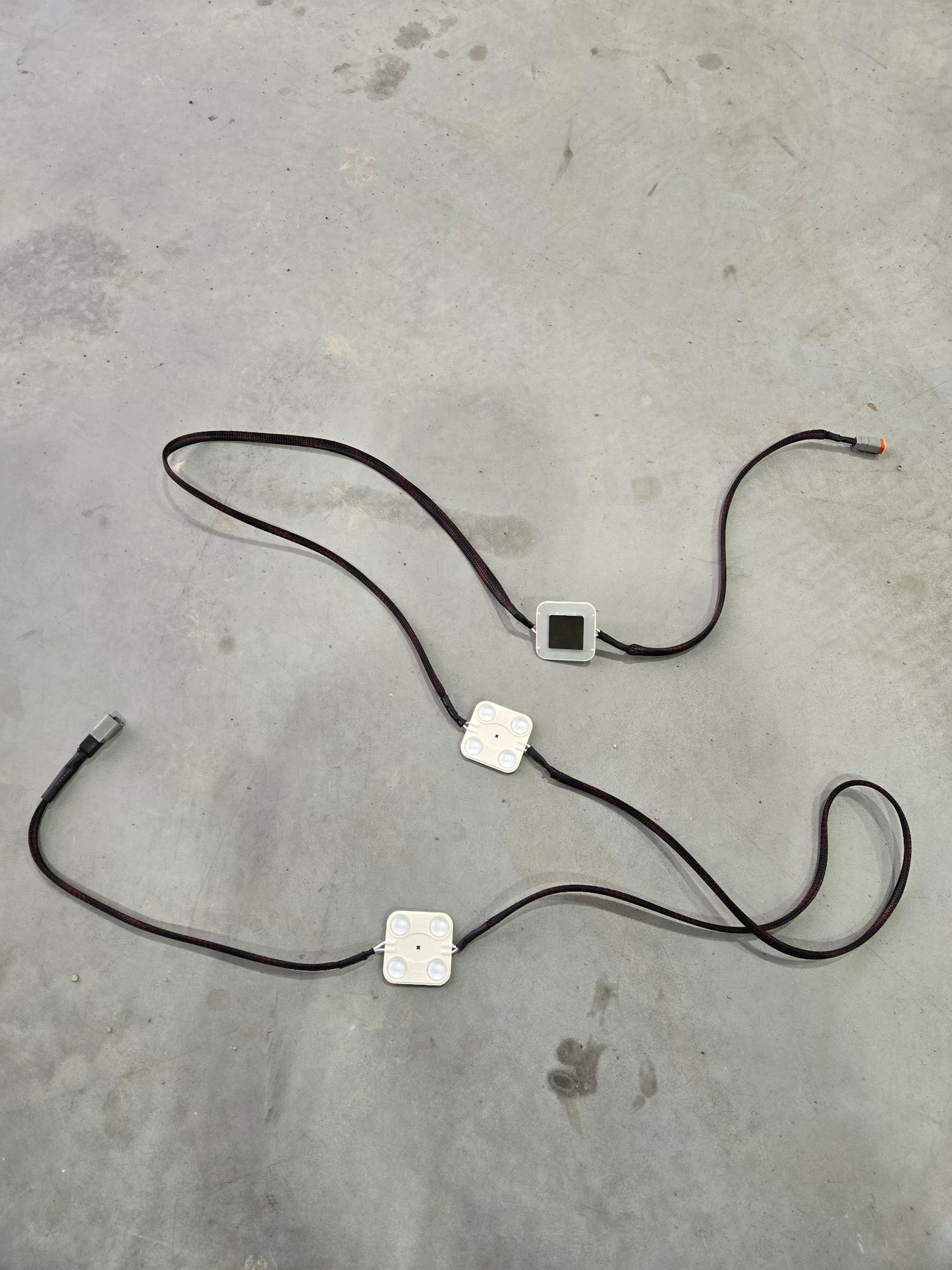 Tri-Side Ag Under Drill Light Kit - (Light Strings and Harness sold separately)